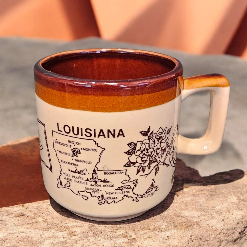 Vintage Louisiana state souvenir coffee mug